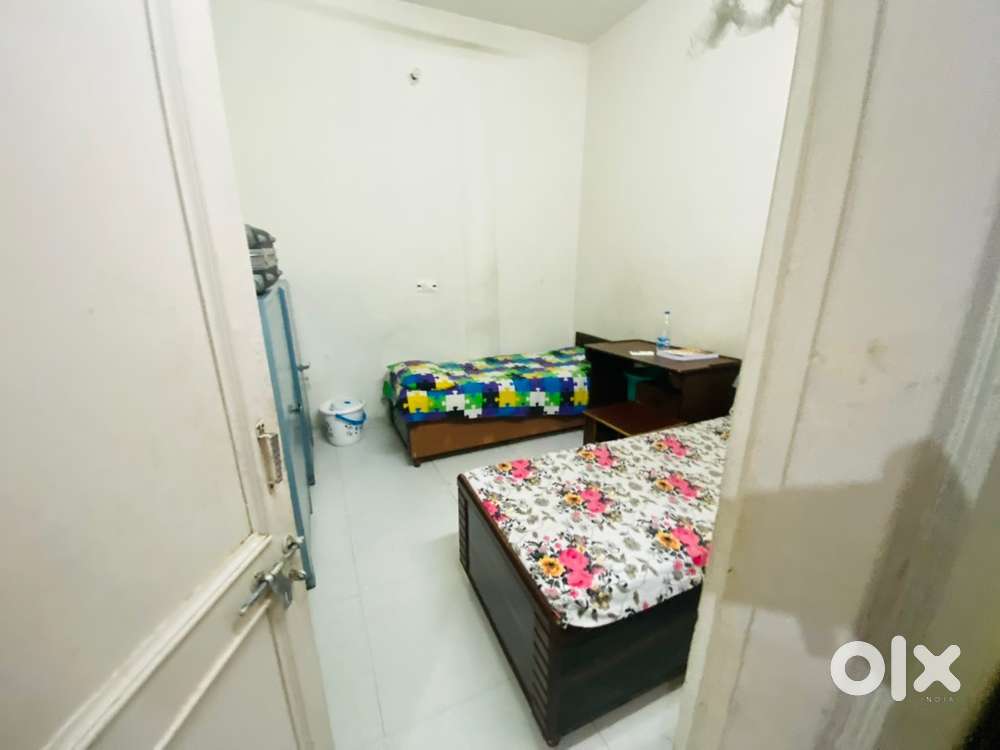 Best pg in chandigarh near 34 sector