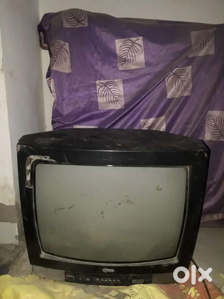 LG BOX TV WITH REMOTE