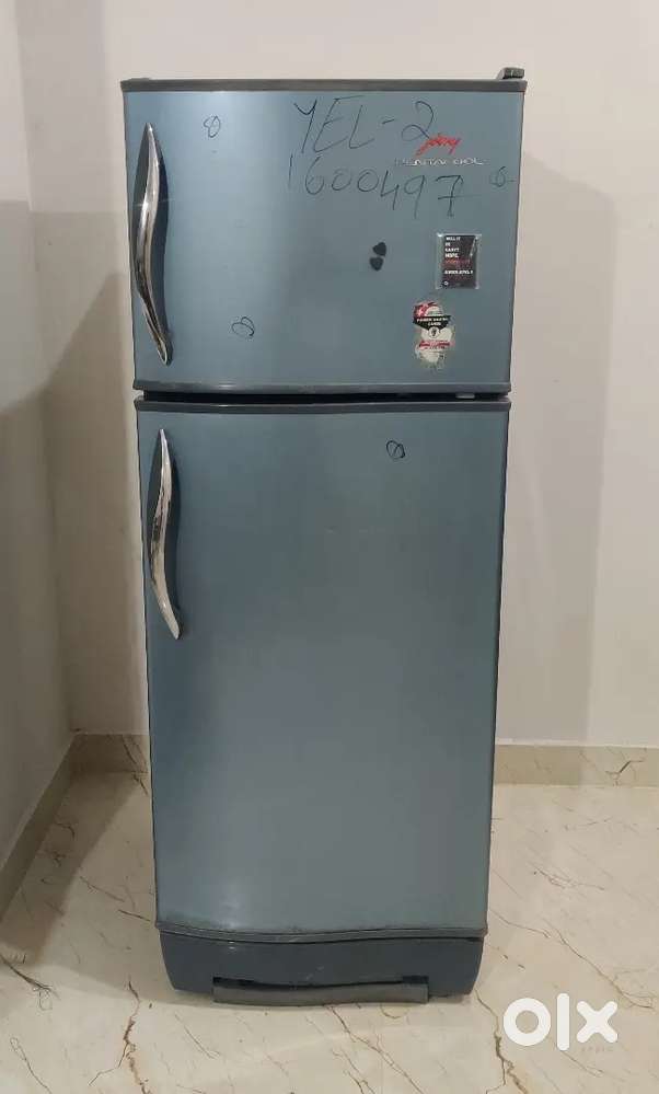 Double door fridge