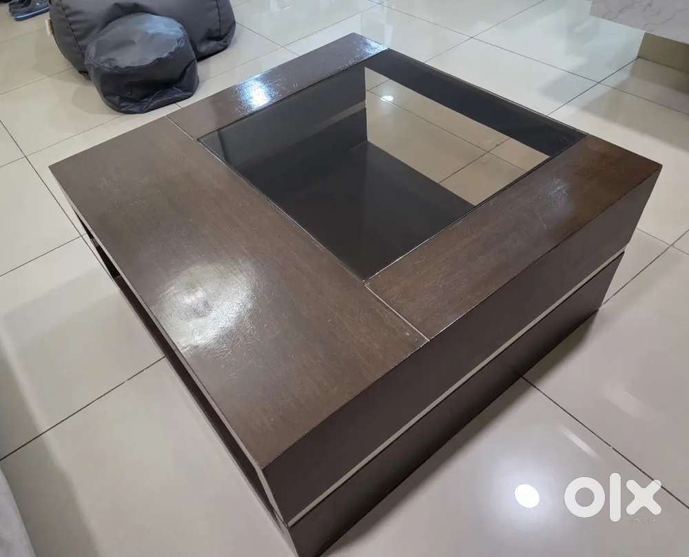 Good heavy quality 3 feet wooden centre table