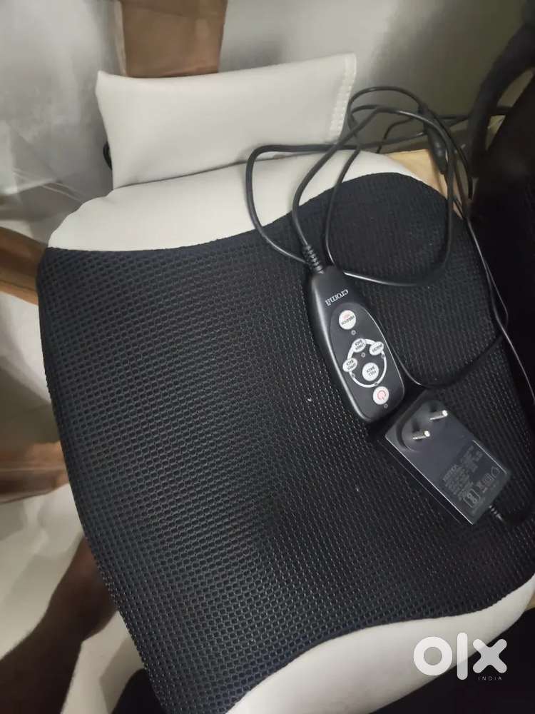 Croma Back & Neck Massager with Heat Function