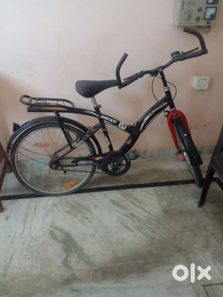 A cycle whic is in good condition