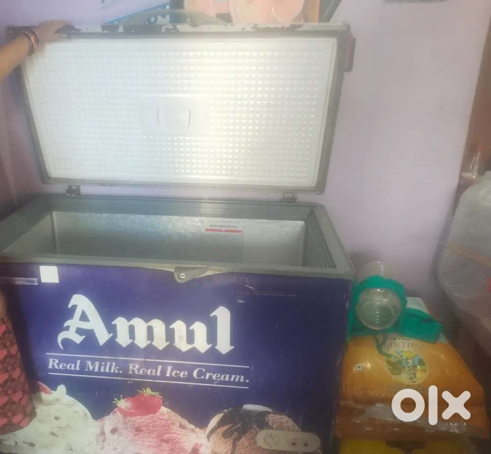 Voltas ice cream fridge, good condition