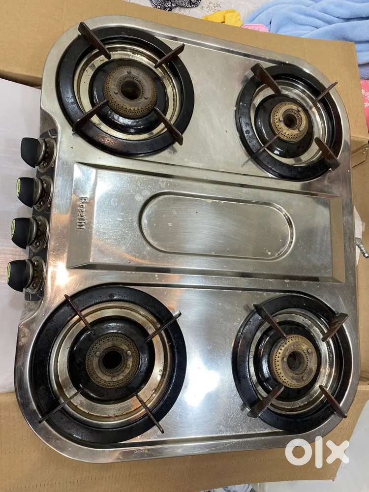 Preethi 4 stove