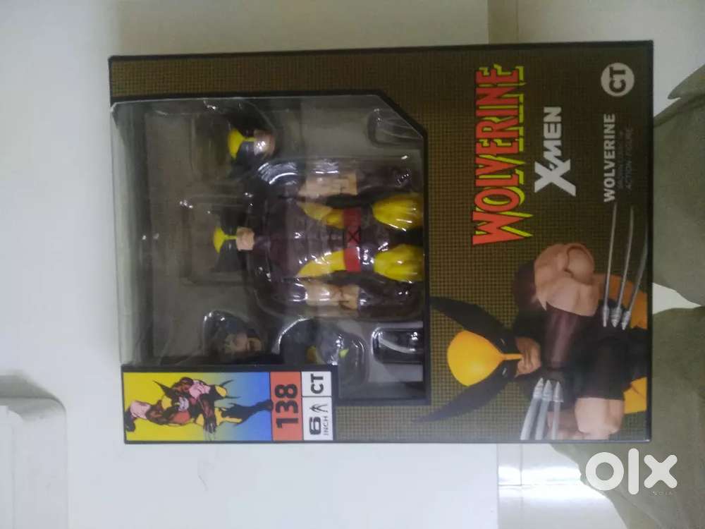 Mafex wolverine ct toys