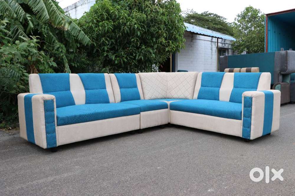 Stylish L-Shaped Sofa in Excellent Condition – Urgent Sale!