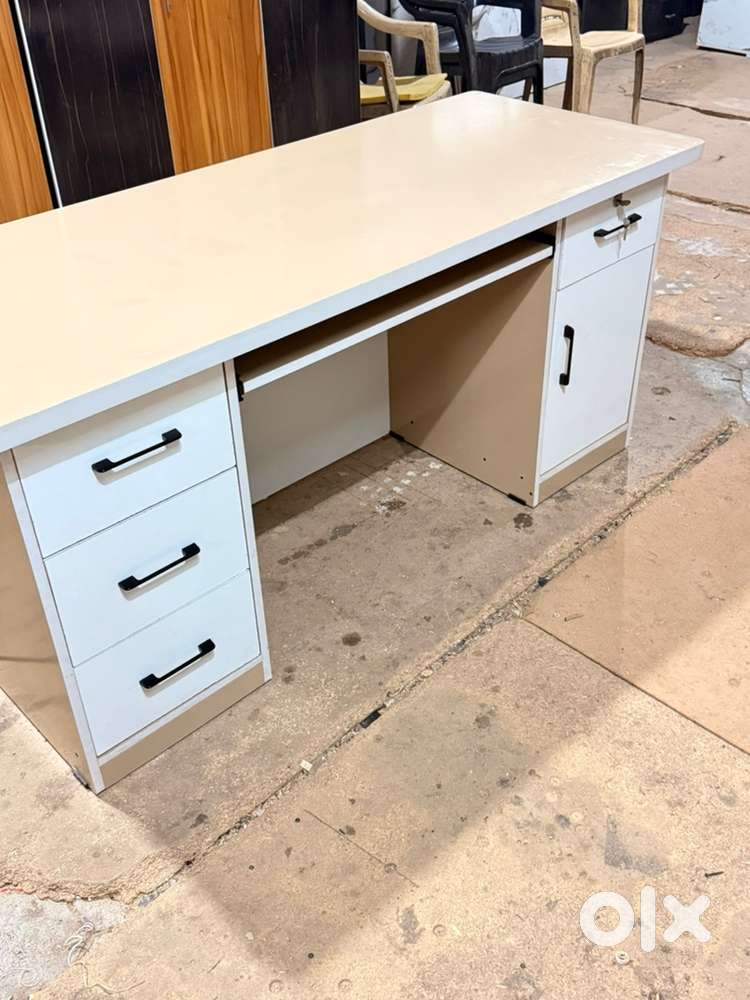 luxary Office Tebal Partical bord Plywood 5.6 by 2 fit