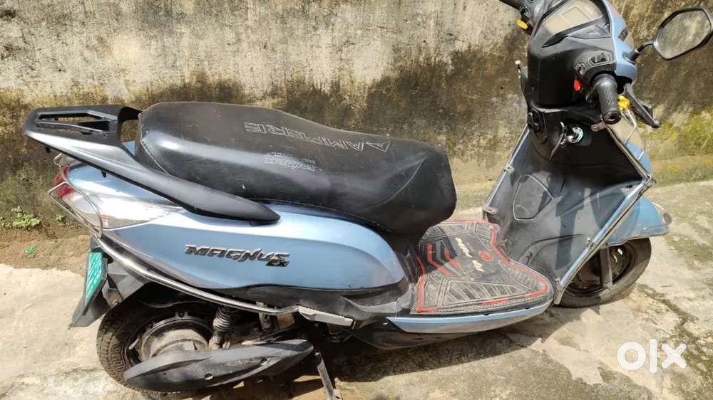 Ampire scooty new condition
