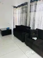 208 gaj kothi conner 35 fit road 2 floor ready near bye airport road