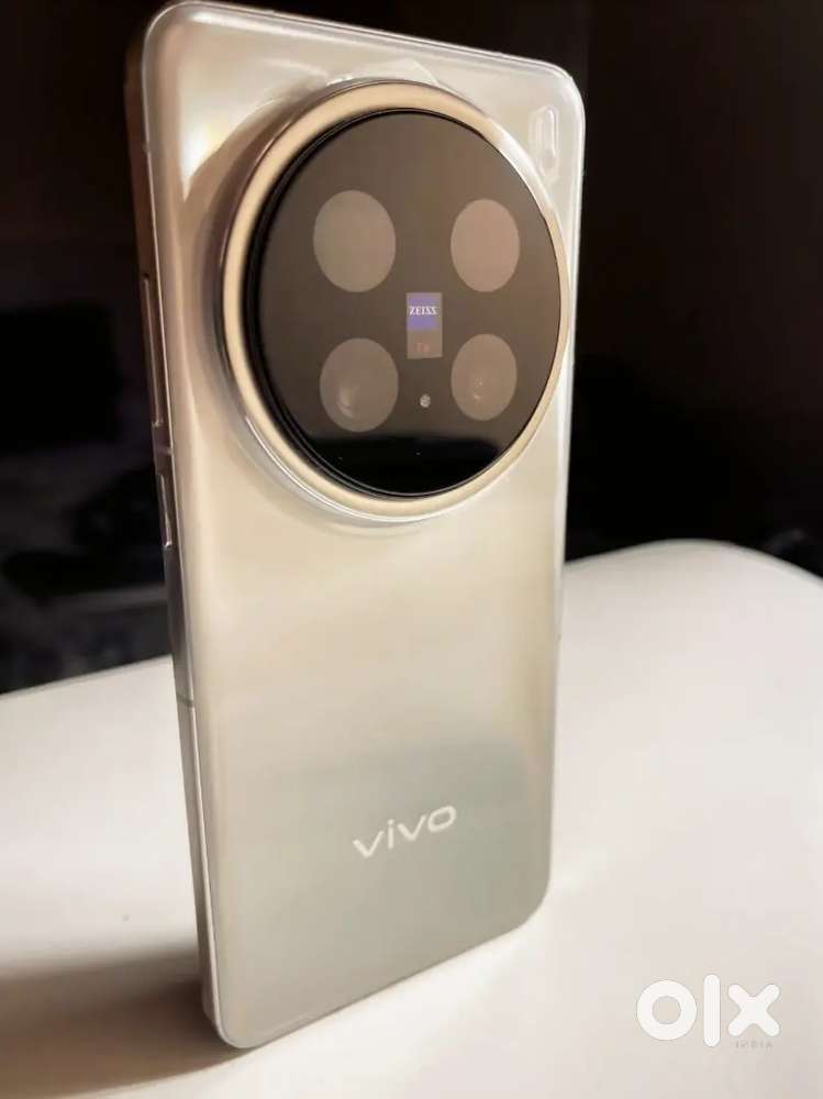 Vivo X200 Pro - In warranty - Mint Condition