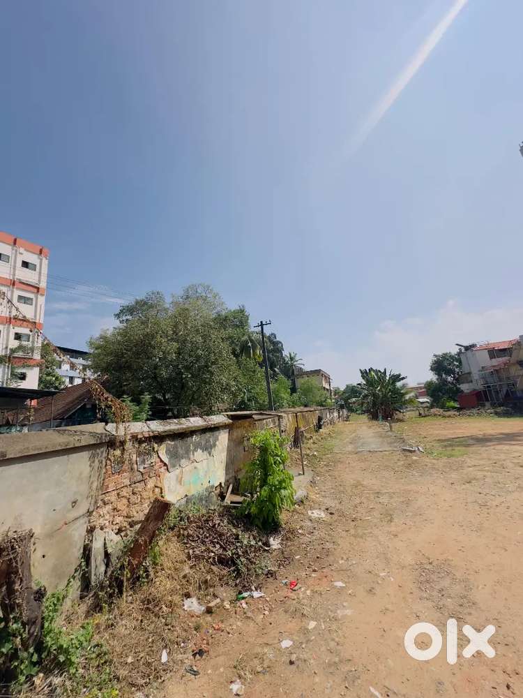 38 CENT COMMERCIAL LAND SALE IN MG ROAD PULIMOODU