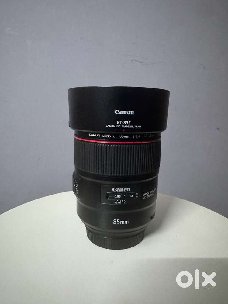 Canon EF 85 mm f/1.4 for sale