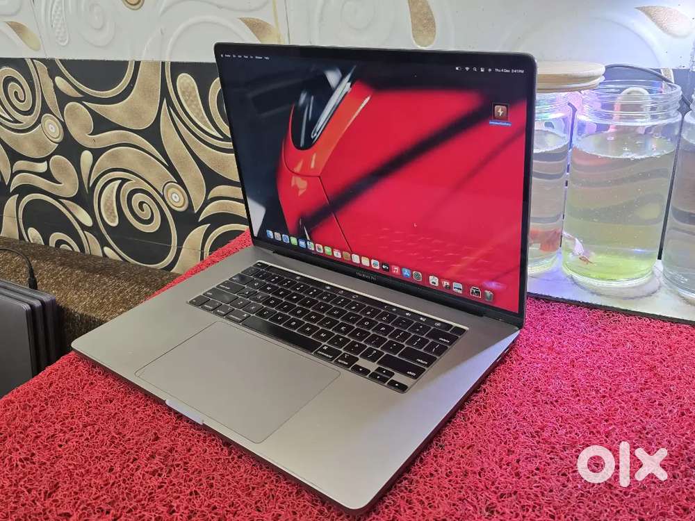 Apple Macbook Pro 2020 i7 16gb 512gb 5.5gb Graphics 16inch Retina