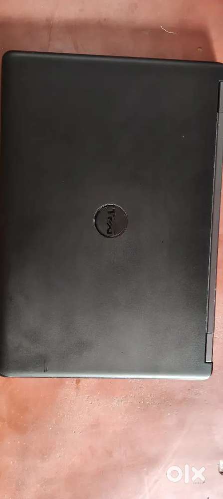 Dell laptop 8/256