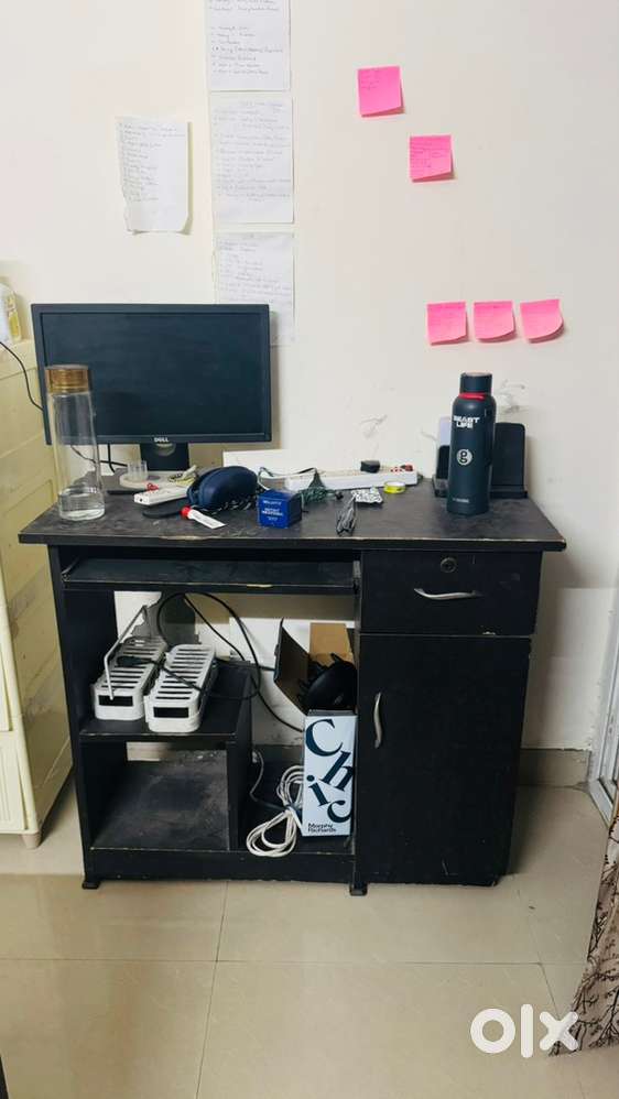 Selling my computer table