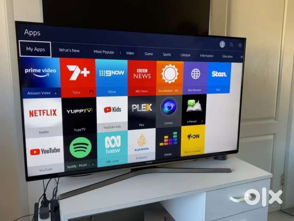 50 INCHES ANDROID SMART LED TV 4 MONTH USED