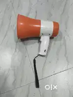 Speaker voice speaker