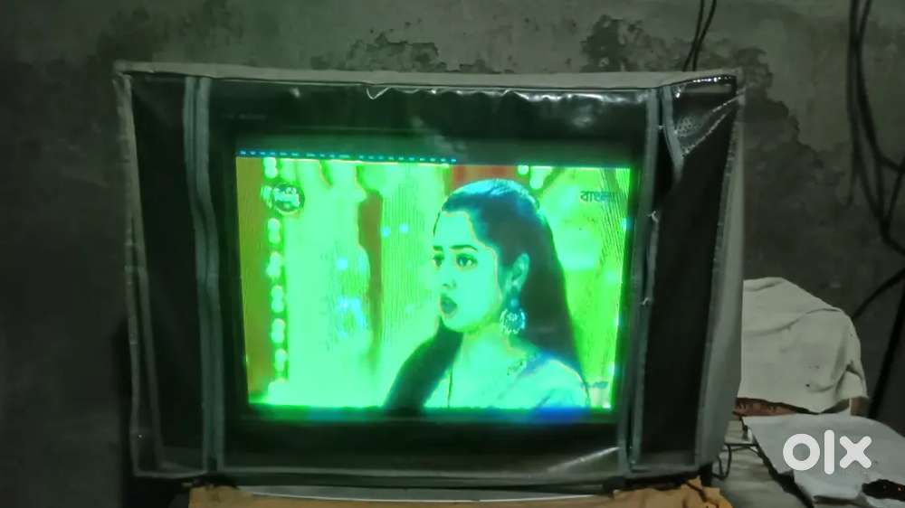 Samsung box TV 27inch