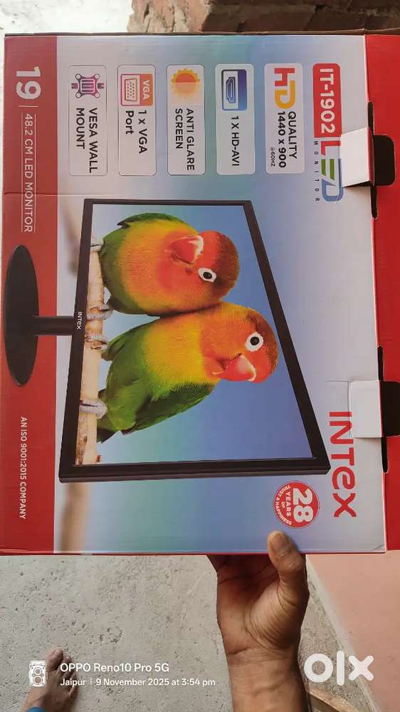 Dell optipex SFF 7010 cpu i3 12Th gen.3.30GHz, 16gb ram,256ssd,1tb hdd