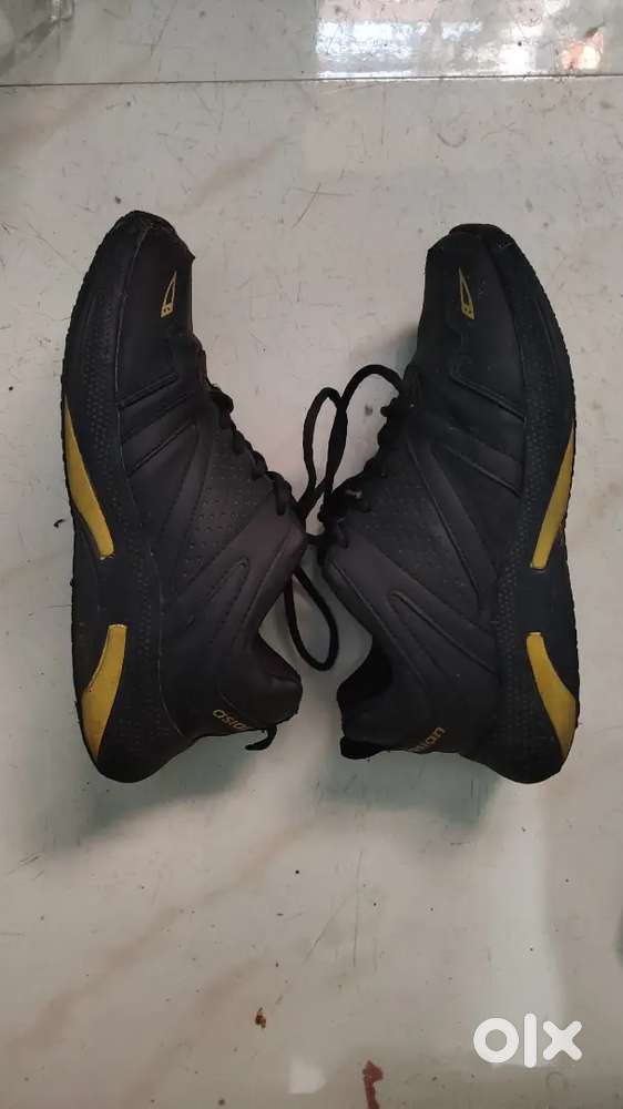 2 pair waterproof shoes