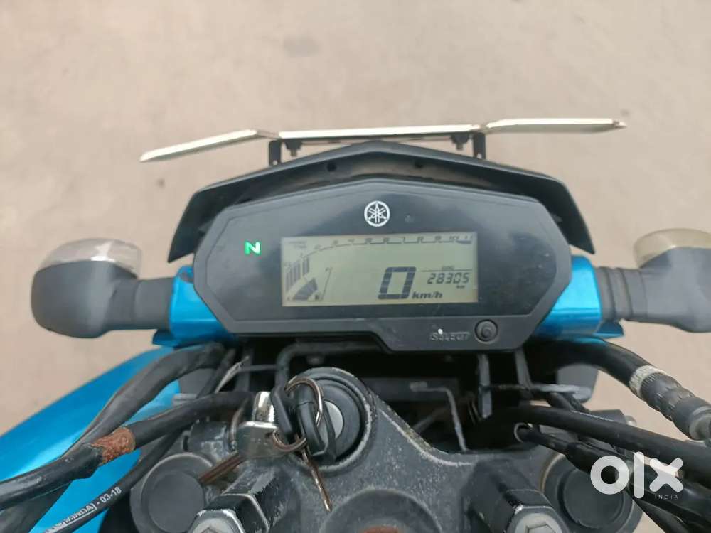 YAMAHA FZ VERSION 2.O , 250 CC
