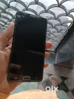 Samsung J7 max