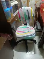 Revolving chair