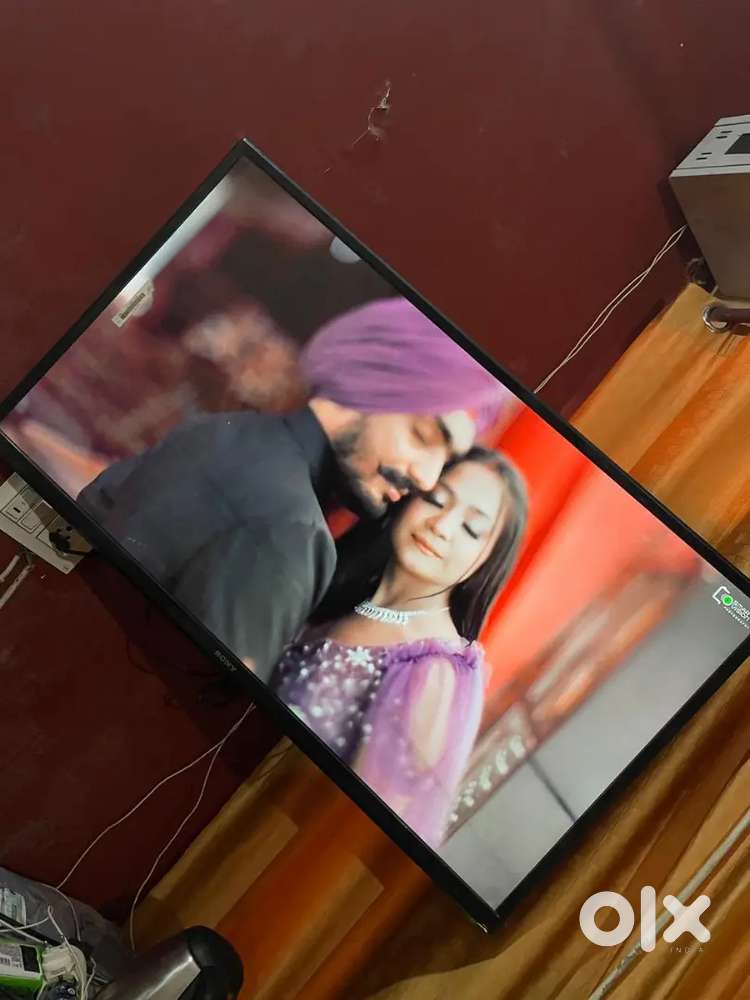 Sony led smart 44 inch