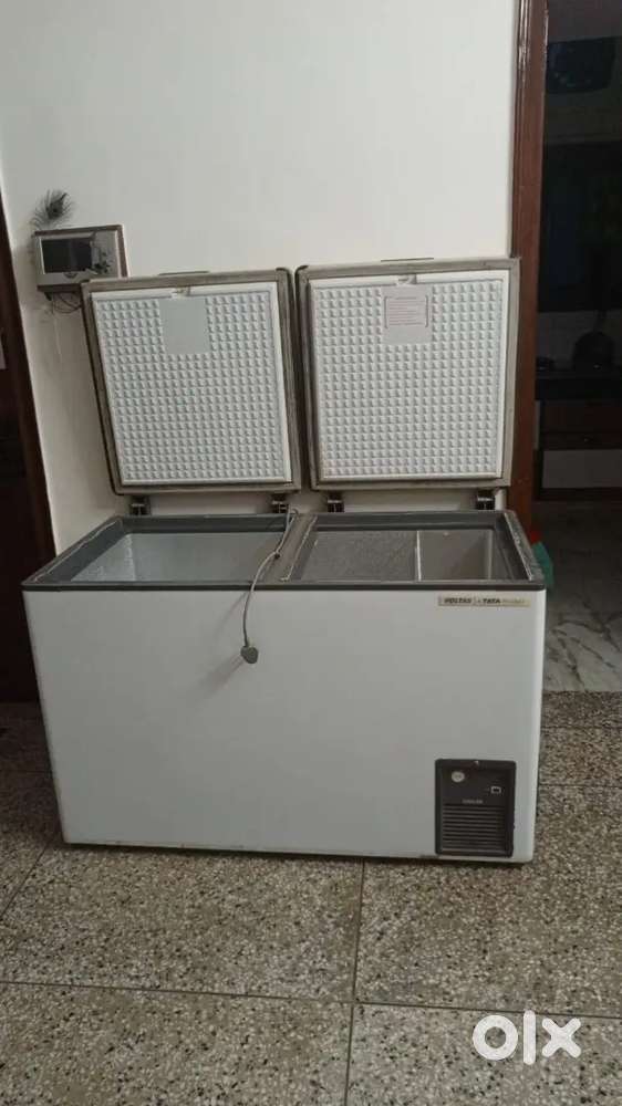 Deep Freezer  Tata Voltas 375 L