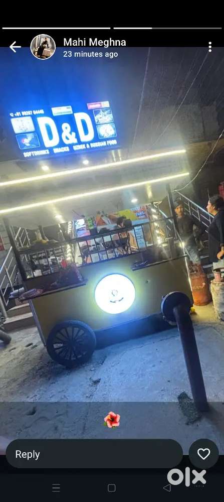 Chef or helper do jrurt hai suvidha sari milegi or salary tay krege fr