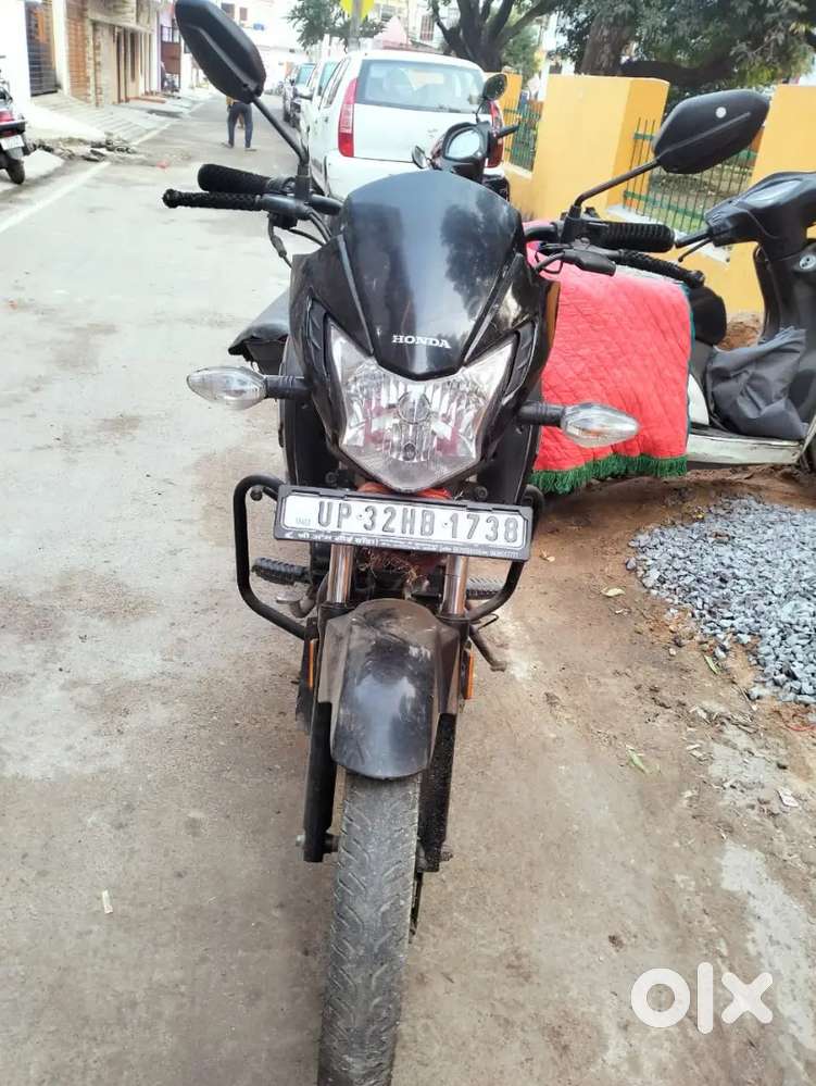 Honda live in good condition with RC n insurance