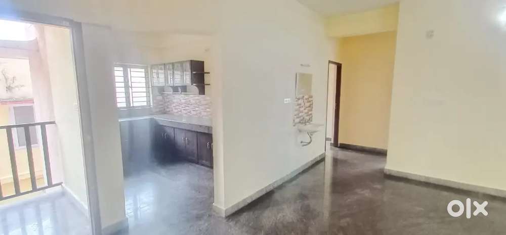 At vellayambalam 2BHK unfurnished apartment for rent