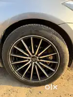 17” original Plati alloy with tyre