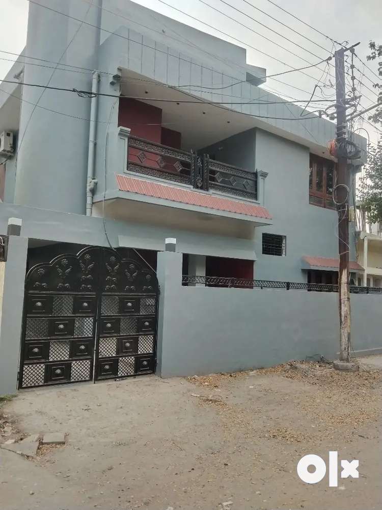 Rent for bungalow 7bhk arera colony near 10no. Market big parking