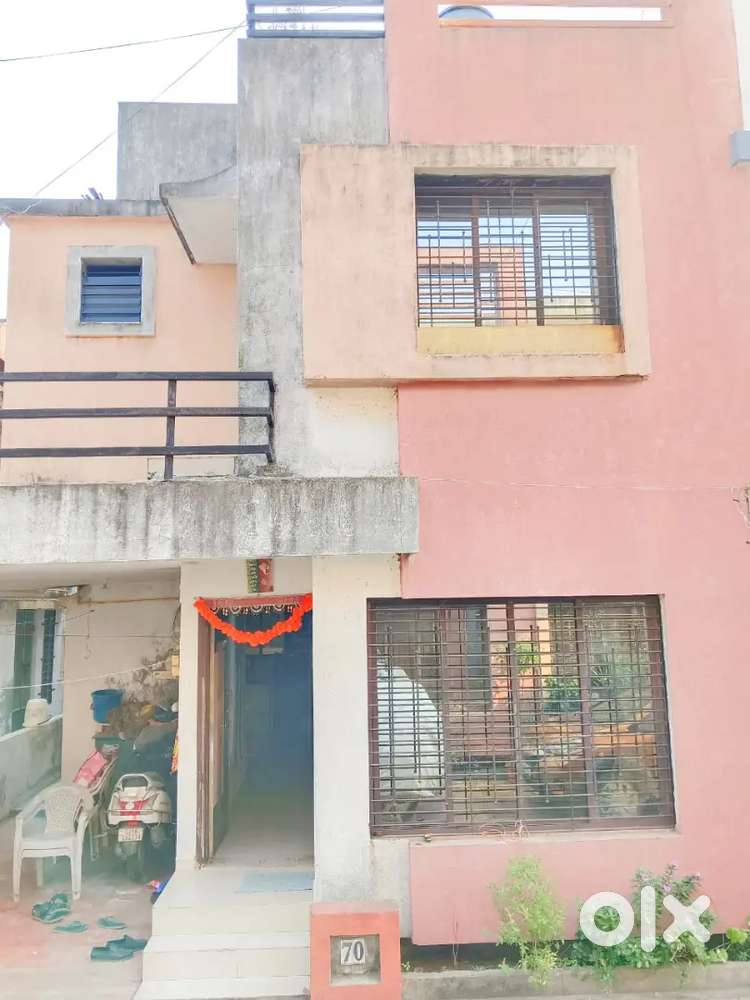 3 BHK Semi furnished bunglow