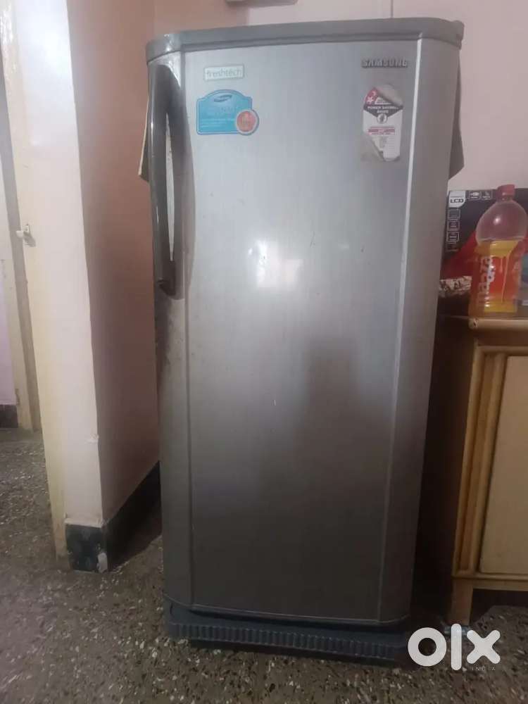 Samsung refrigerator 180 Liters