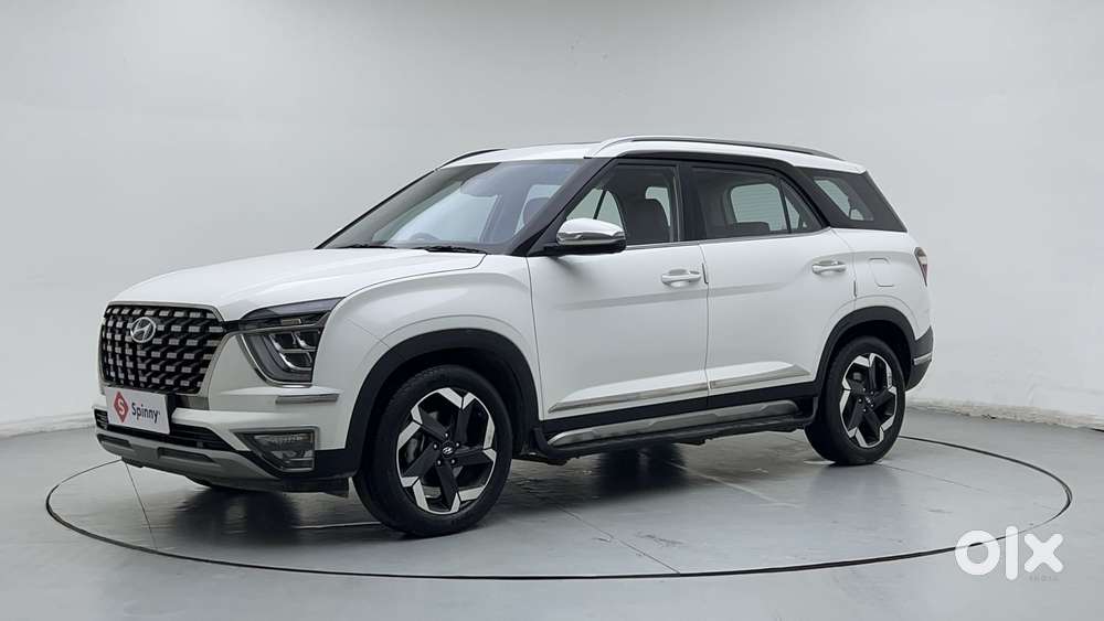 Hyundai Alcazar Signature, 2022, Petrol