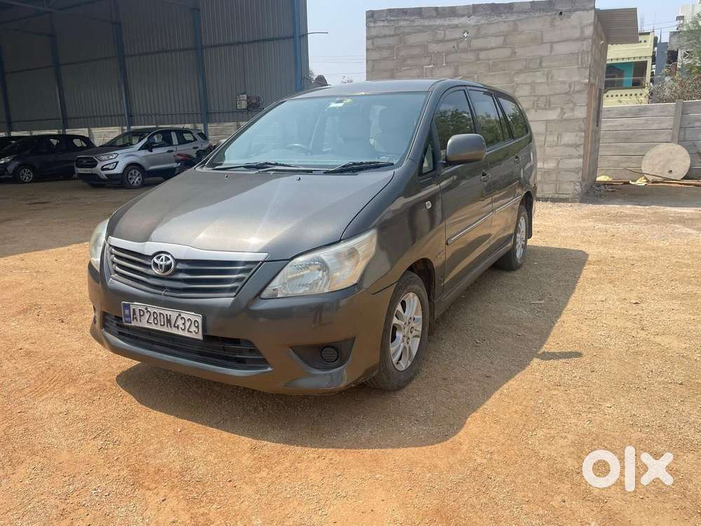 Toyota Innova 2012-2013 2.5 GX (Diesel) 7 Seater BS IV, 2012, Diesel