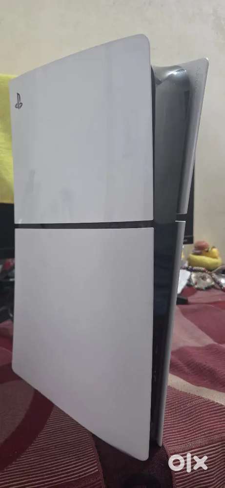 Play station 5 (PS5)