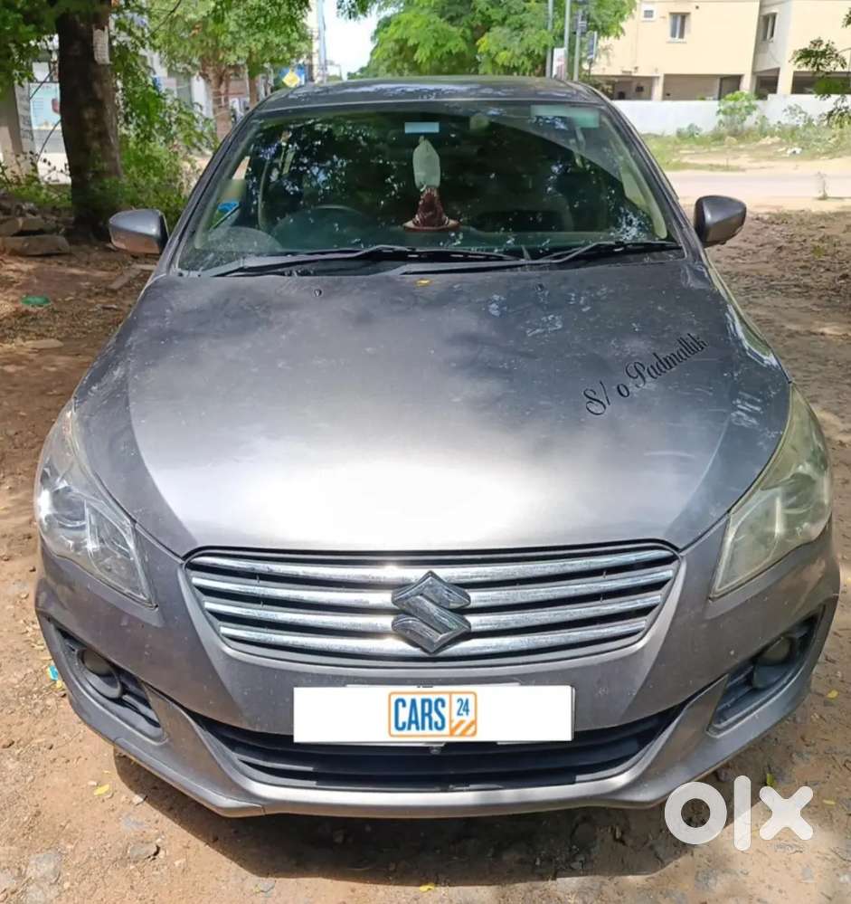 Maruti Suzuki Ciaz vxi + 2016 Petrol 95063 Km showroom track only