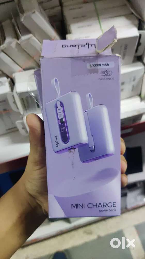 Sale's man & computer handling