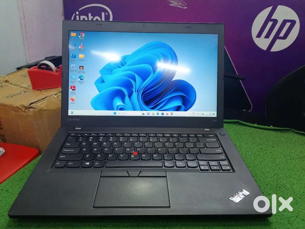 Lenovo ThinkPad T460 i7 Processor 8gb RAM 256gb SSD 14 inches FHD Gud