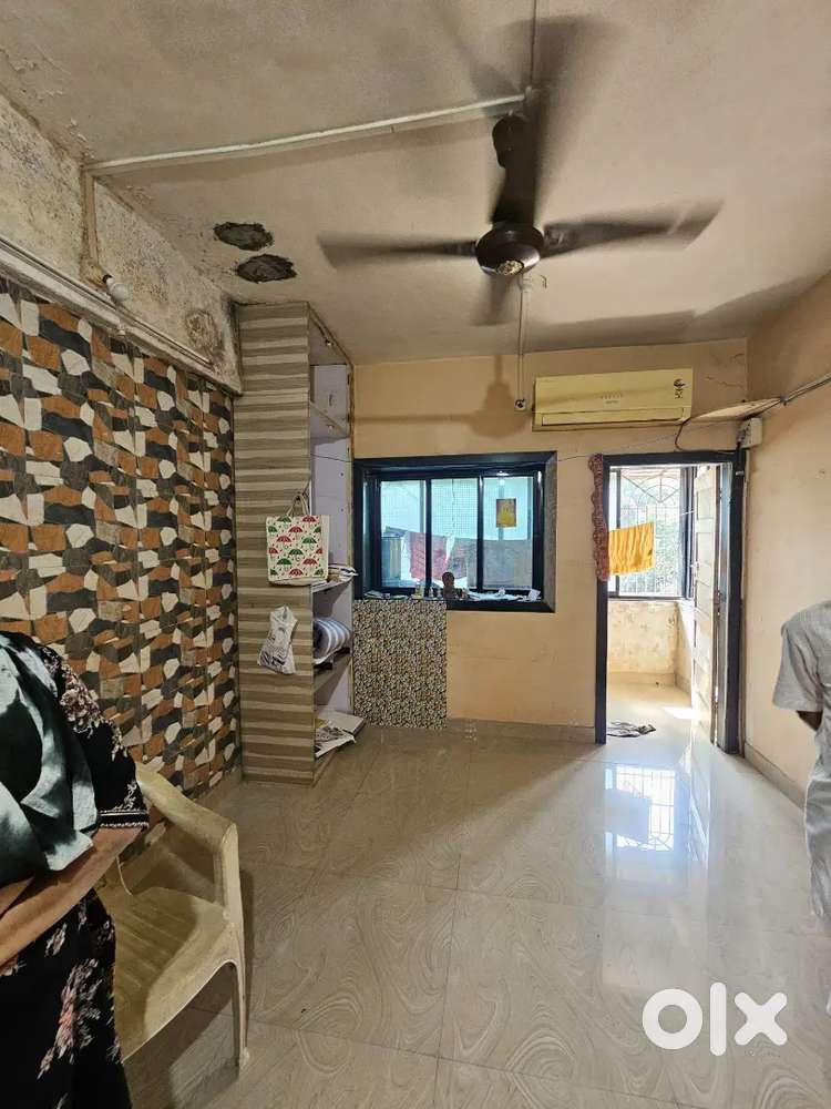 Rent 1 BHK 2nd floor 5 minutes walking station Dombivli West