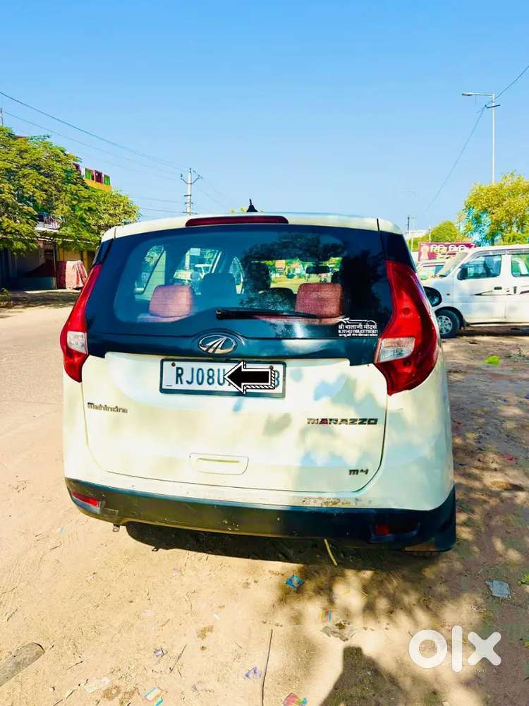 Mahindra Marazzo 2018