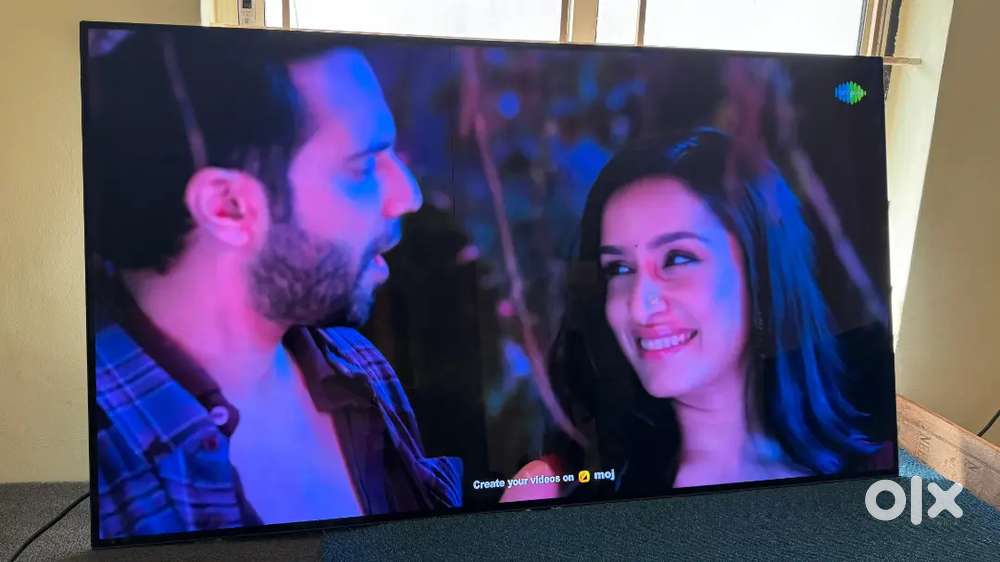 LG OLED 55 inch C8 TV