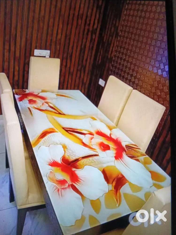 Dining table with 6 chair