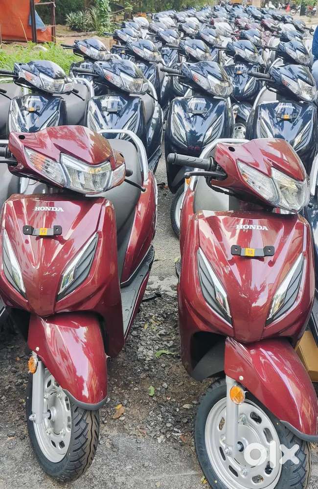 ACTIVA JUST DOWN PAYMENT 9000/FREE HELMET
