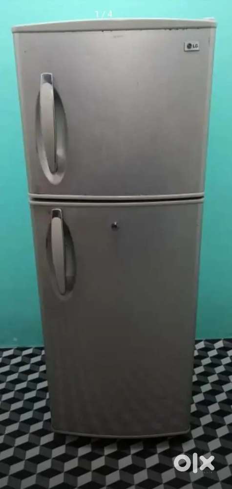 Silver colour 240 litres refrigerator LG               loq0193