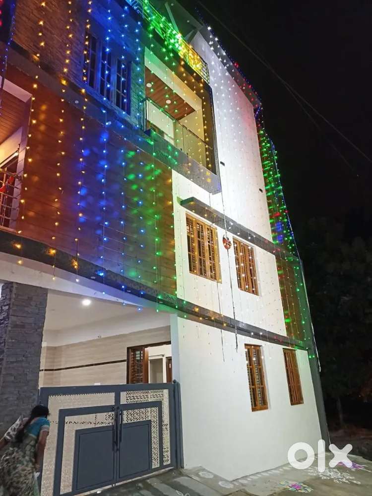 Duplex house constructed in 30x40