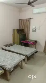 PG HOSTEL FOR GIRLS WITH HOMELY FOOD